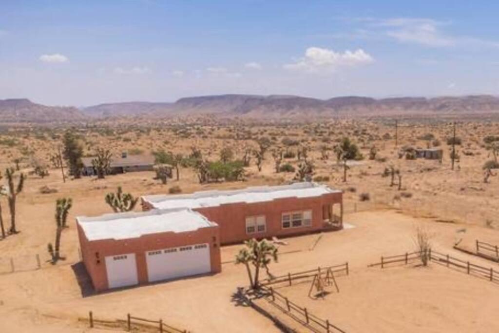Вилла Near Pappy & Harriet'S + Rimrock Ranch W/ Hot Tub Pioneertown Экстерьер фото